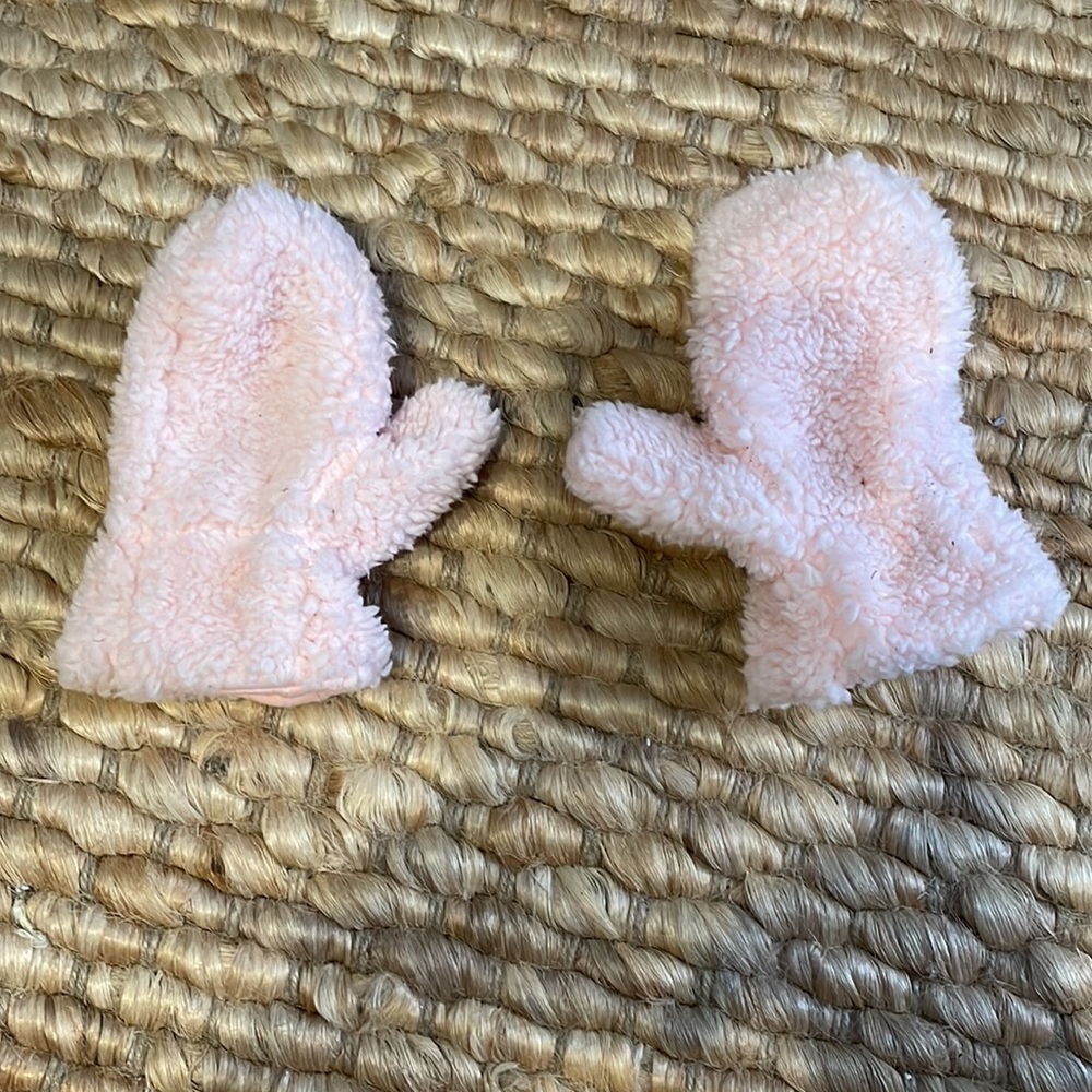 CARTERS UEC Toddler Girl 2t-4t pink mitten and hat Sherpa set fuzzy bear ears - Picture 9 of 10